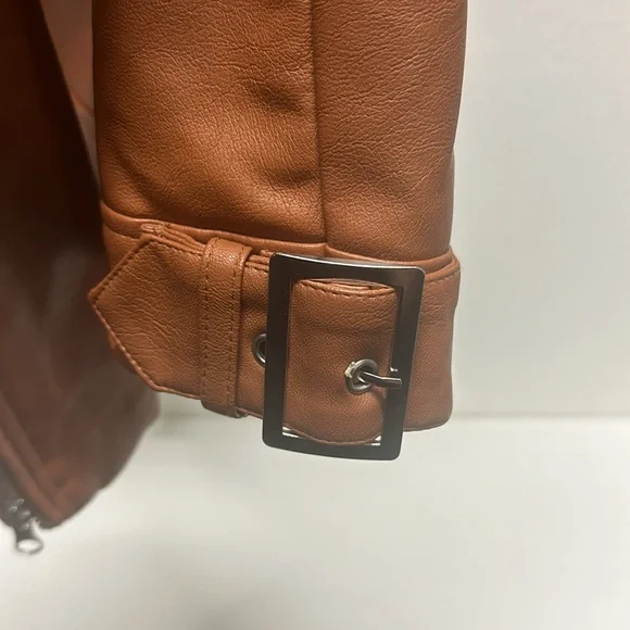 Faux leather jacket - Picture 5 of 5